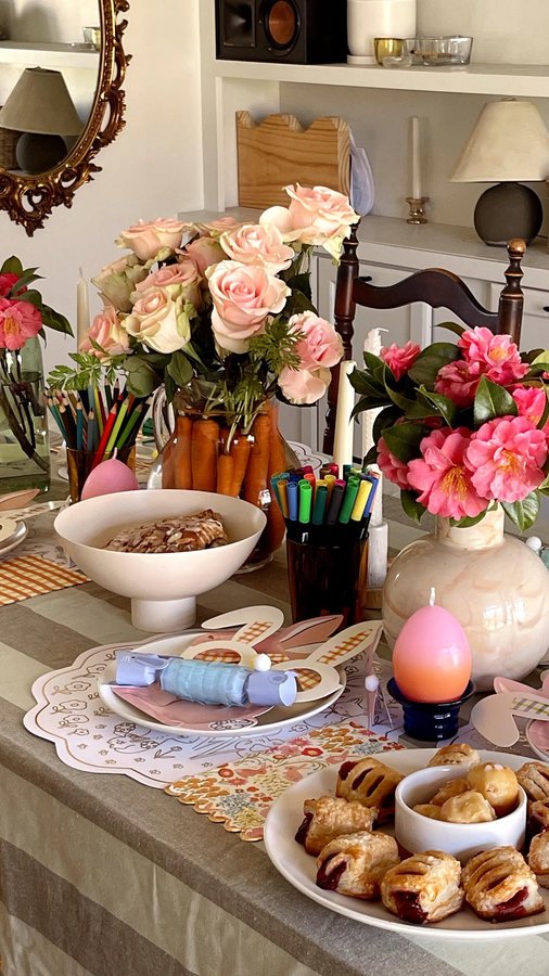 Instagram post by @karsynkdupree for Paper Source. Caption reads: [...] kid-friendly tablescapes with @papersource's....