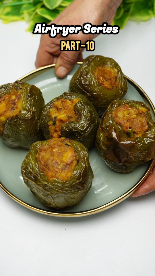 Instagram post by @_cookingbaaz for AGARO Lifestyle. Caption reads: Bharwa Shimla Mirch in Airfryer 🤗

Recipe:-

1.....