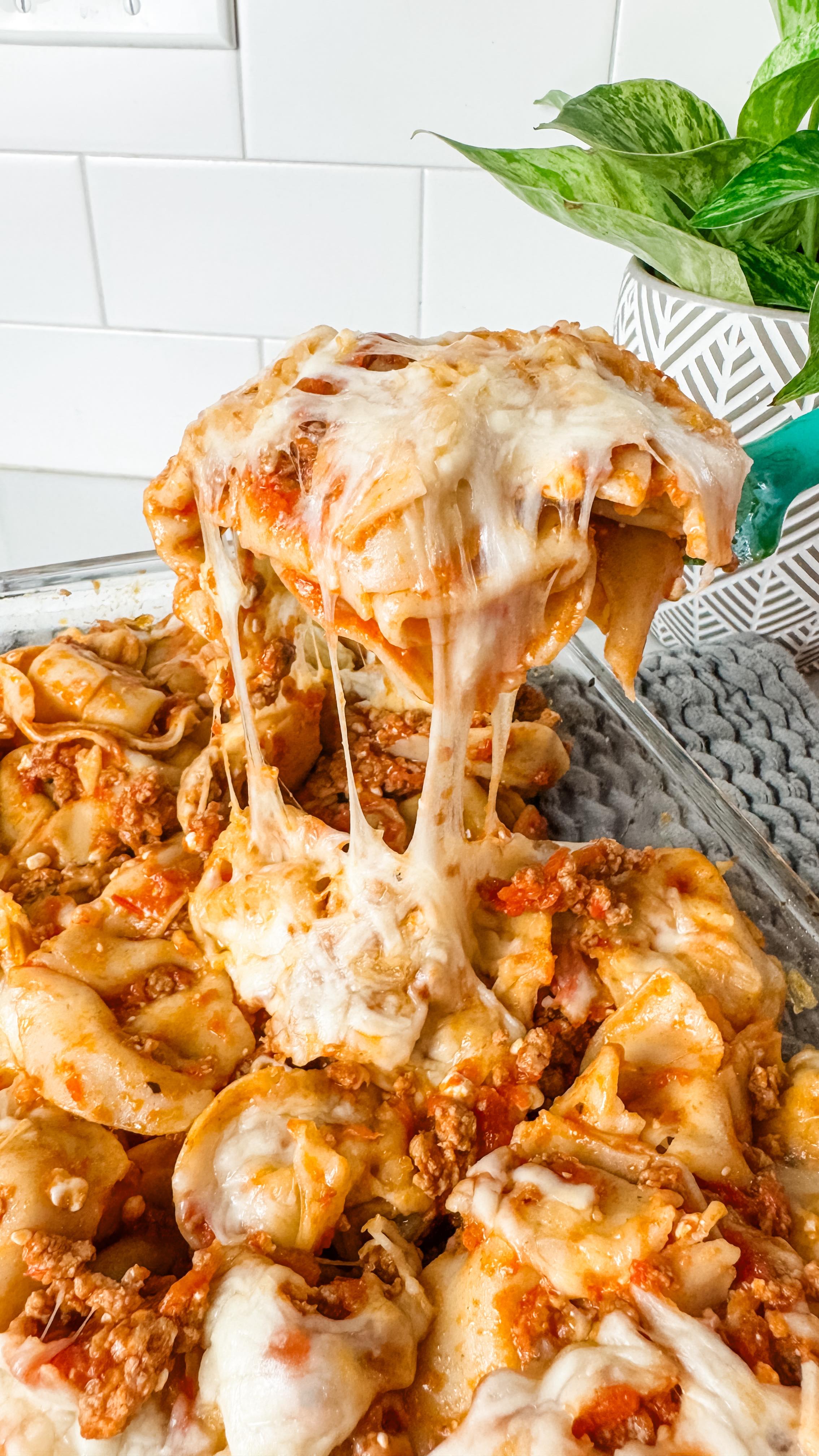 Instagram post by @healthyholme for Taste Republic. Caption reads: This High Protein Cheese Baked Tortelloni is such....