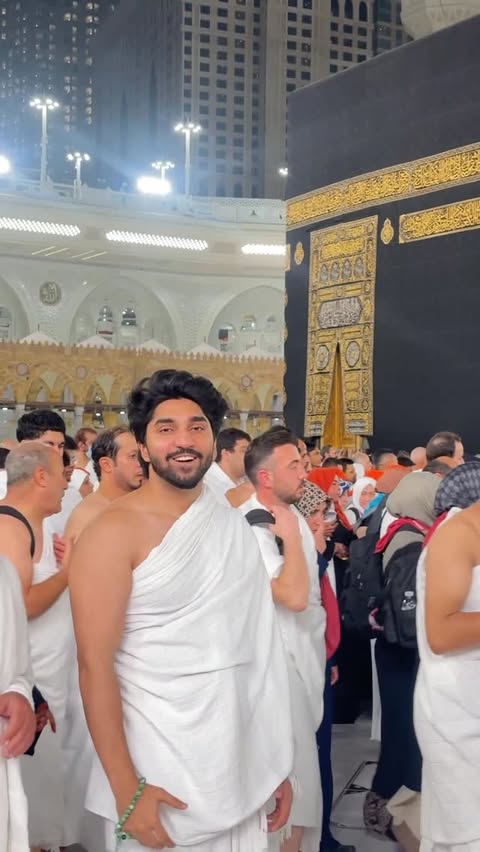 Instagram post by @alfeshh for Visit Saudi. Caption reads: My first Umrah 🕋 Alhumdulillah❤️

@visitsaudi....