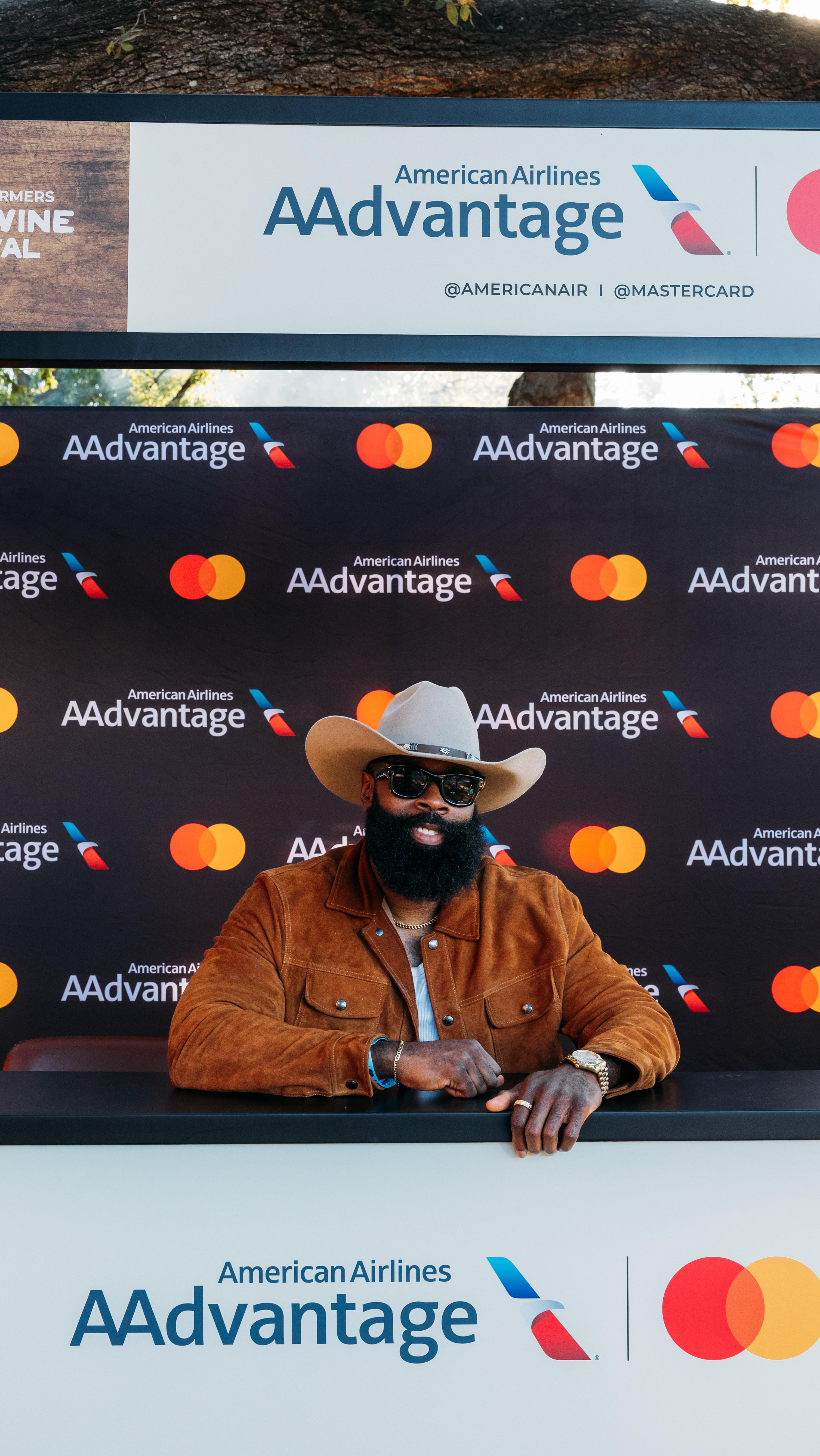 Instagram post by @queyoun for American Airlines. Caption reads: #Ad From farm to table, flavor meets community at....