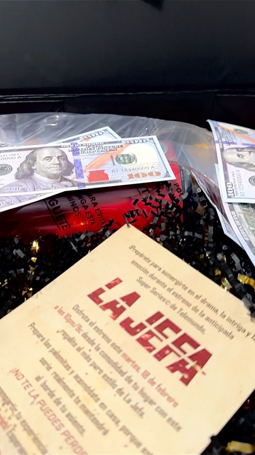 Instagram post by @mil_besosss for Telemundo. Caption reads: [...] estreno ESTA NOCHE a las 10PM/9C por....