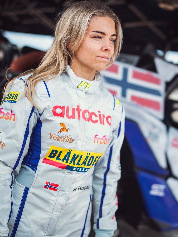 Instagram post by @heddahosaas for Blåkläder. Caption reads: Shakedown done and dusted 💨🏎️

Prolouge coming....