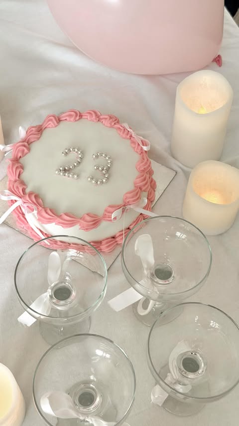 Instagram post by @hollyjai for River Island. Caption reads: Winter outfit inspo🐻🖤 
wearing full @riverisland....