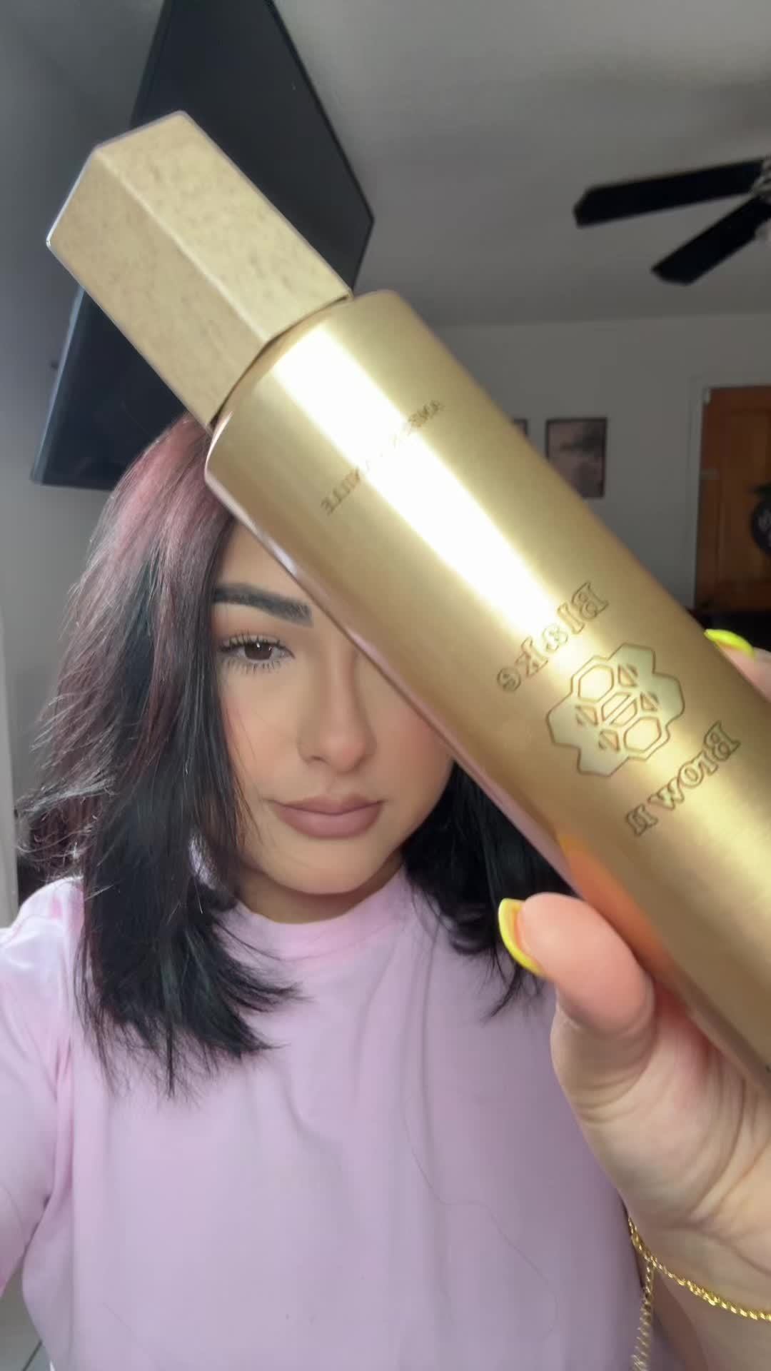TikTok post by @karenacosta_0 for Blake Brown. Caption reads: [...] makes your hair look clean 😍✨....