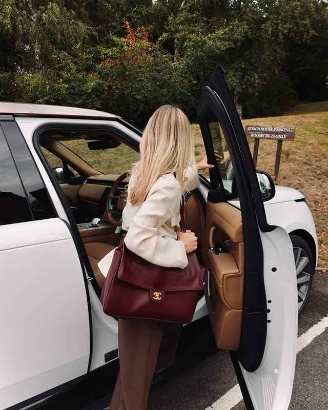 Instagram post by @emthenutritionist for Range Rover. Caption reads: [...] and big cars spending 48 hours with....