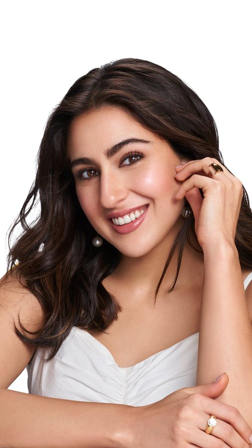 Instagram post by @saraalikhan95 for Biotique. Caption reads: C.. CLEANSE. T..TONE. M.. Moisturise. Sabse....