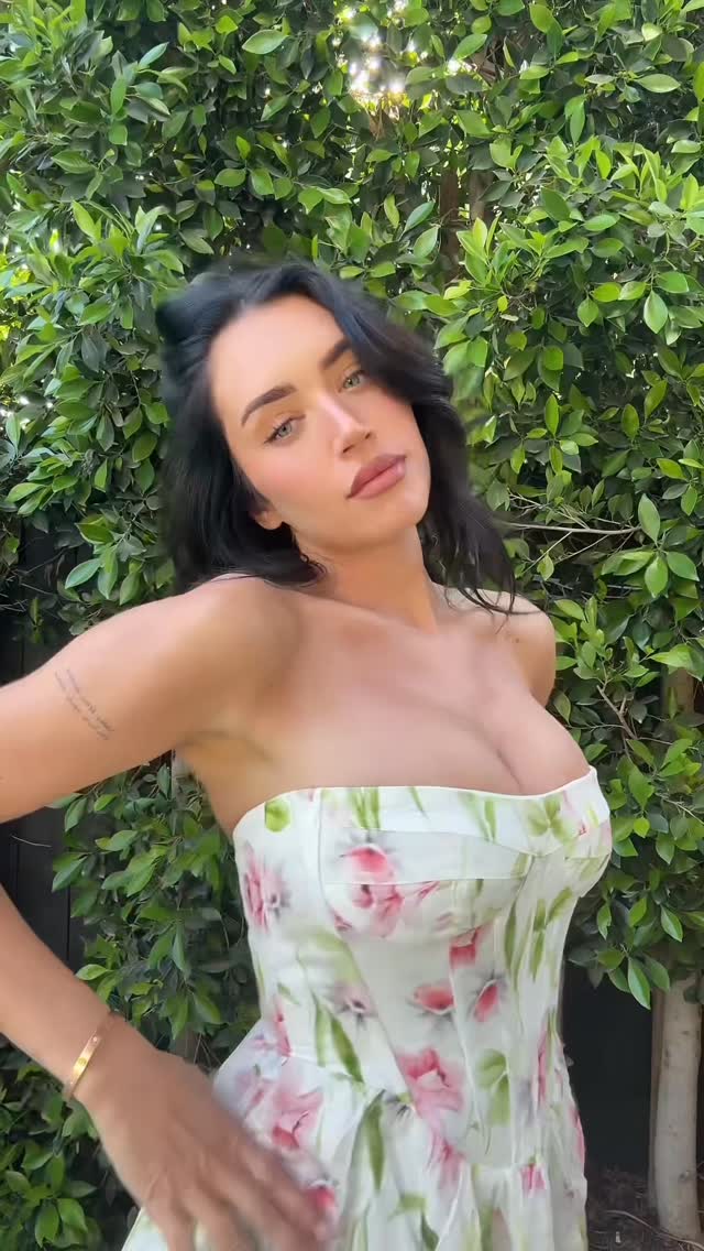 Instagram post by an influencer for ASOS. Caption reads: summer loading 😍 @asos #asos #ad.