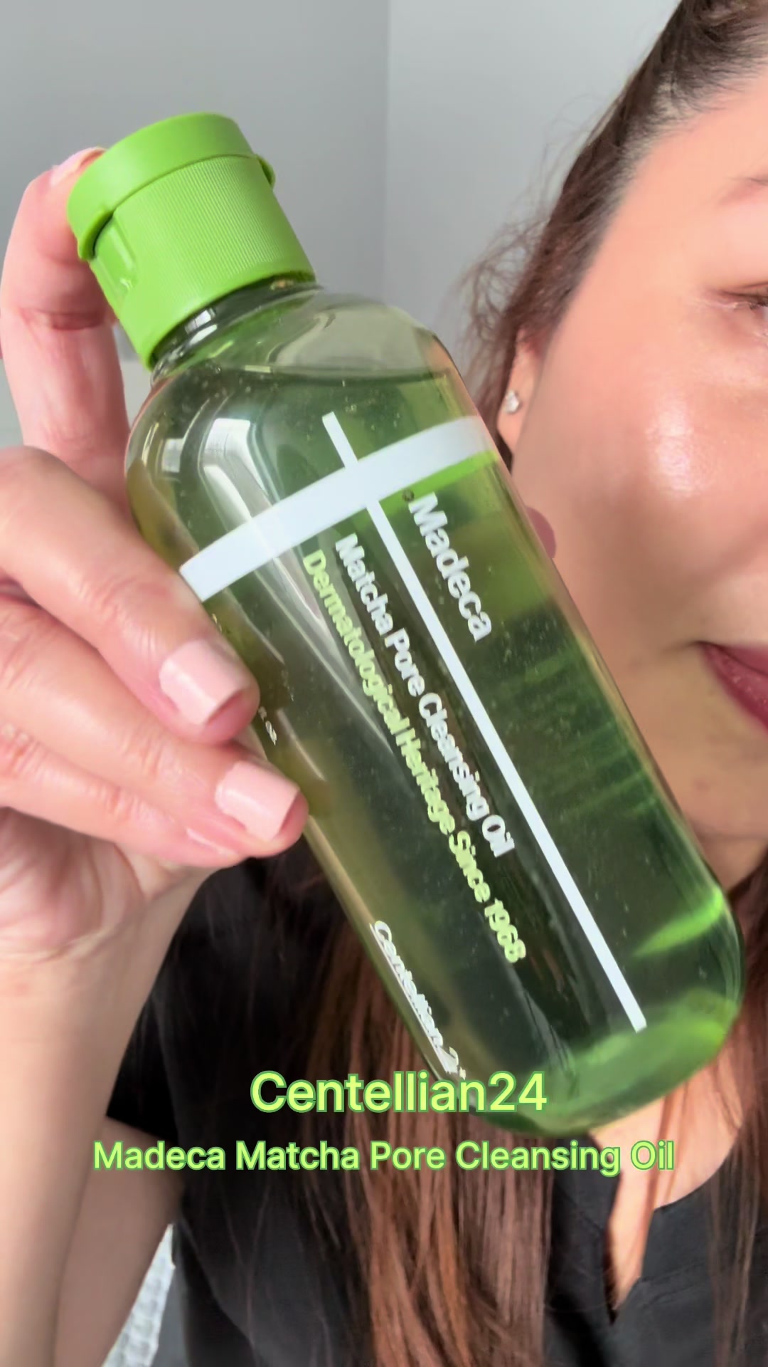 TikTok post by @sweet_puffers for Picky. Caption reads: Centellian 24  Madeca Matcha Pore Cleansing Oil 🍵....