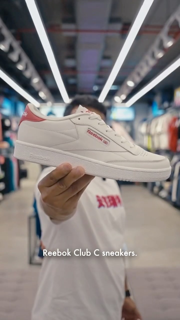 Instagram post by @smartkicksofficial for Reebok. Caption reads: Reebok Club C - Easiest Style Upgrade 😎
40th....