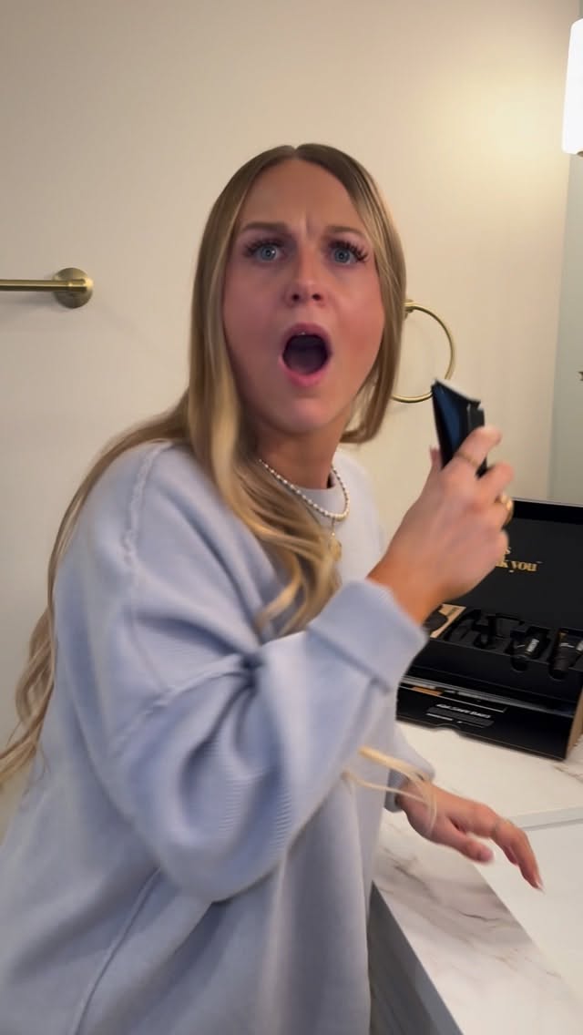 Instagram post by @_snowwolf_jku for MANSCAPED. Caption reads: Get the Performance Package 5.0 Ultra™ from....