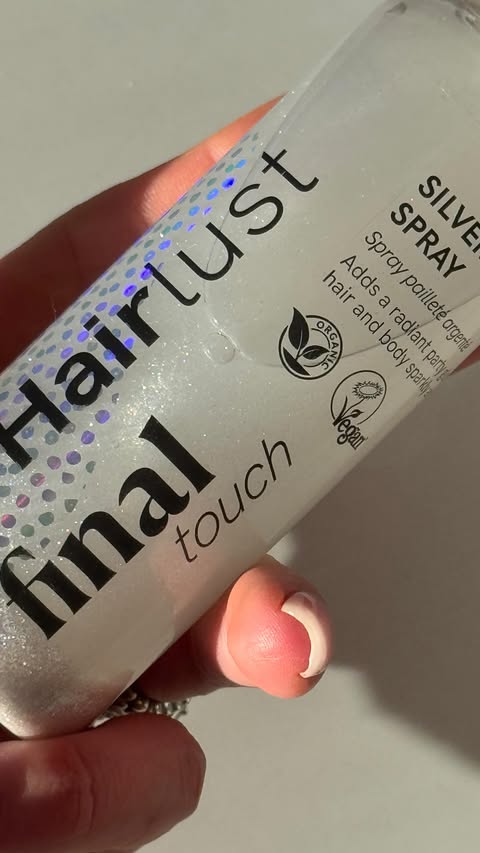 Instagram post by @arinars for Hairlust. Caption reads: [...] Eve? 😏 💫🥂 But not without the products....