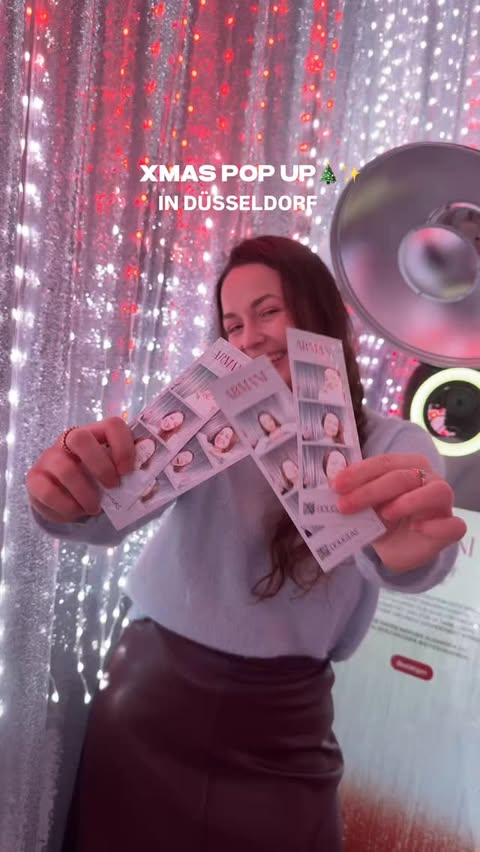 Instagram post by @dusselgirl for DOUGLAS. Caption reads: [...] “to do” in Düsseldorf 🎁🎉....