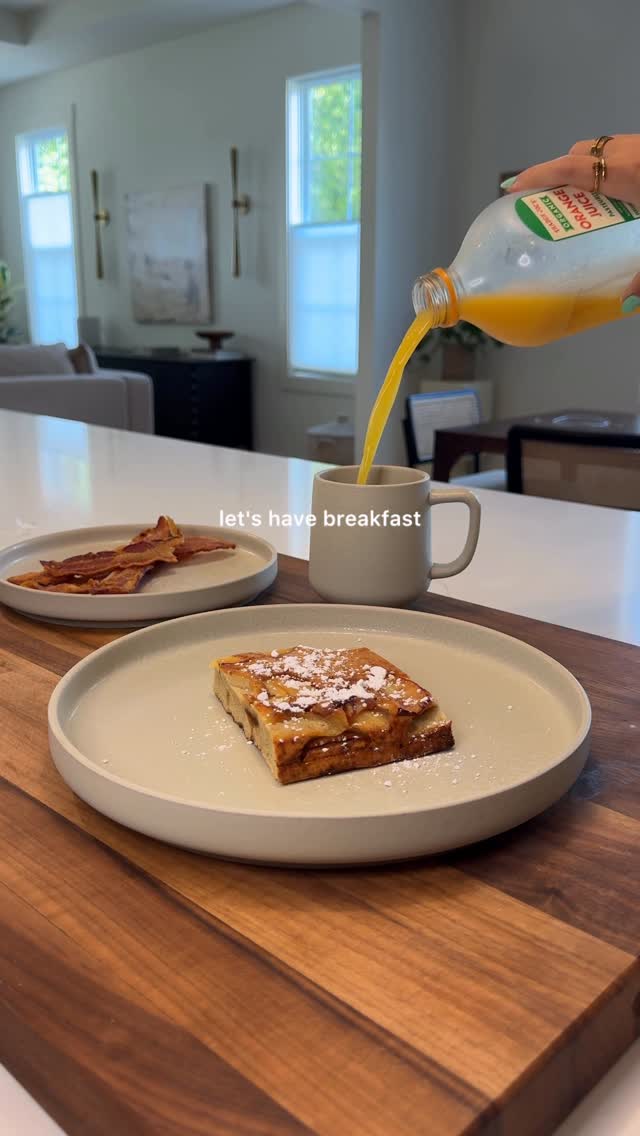 Instagram post by @kalenainthekitchen for Castlery. Caption reads: Breakfast in bed this morning featuring our new....