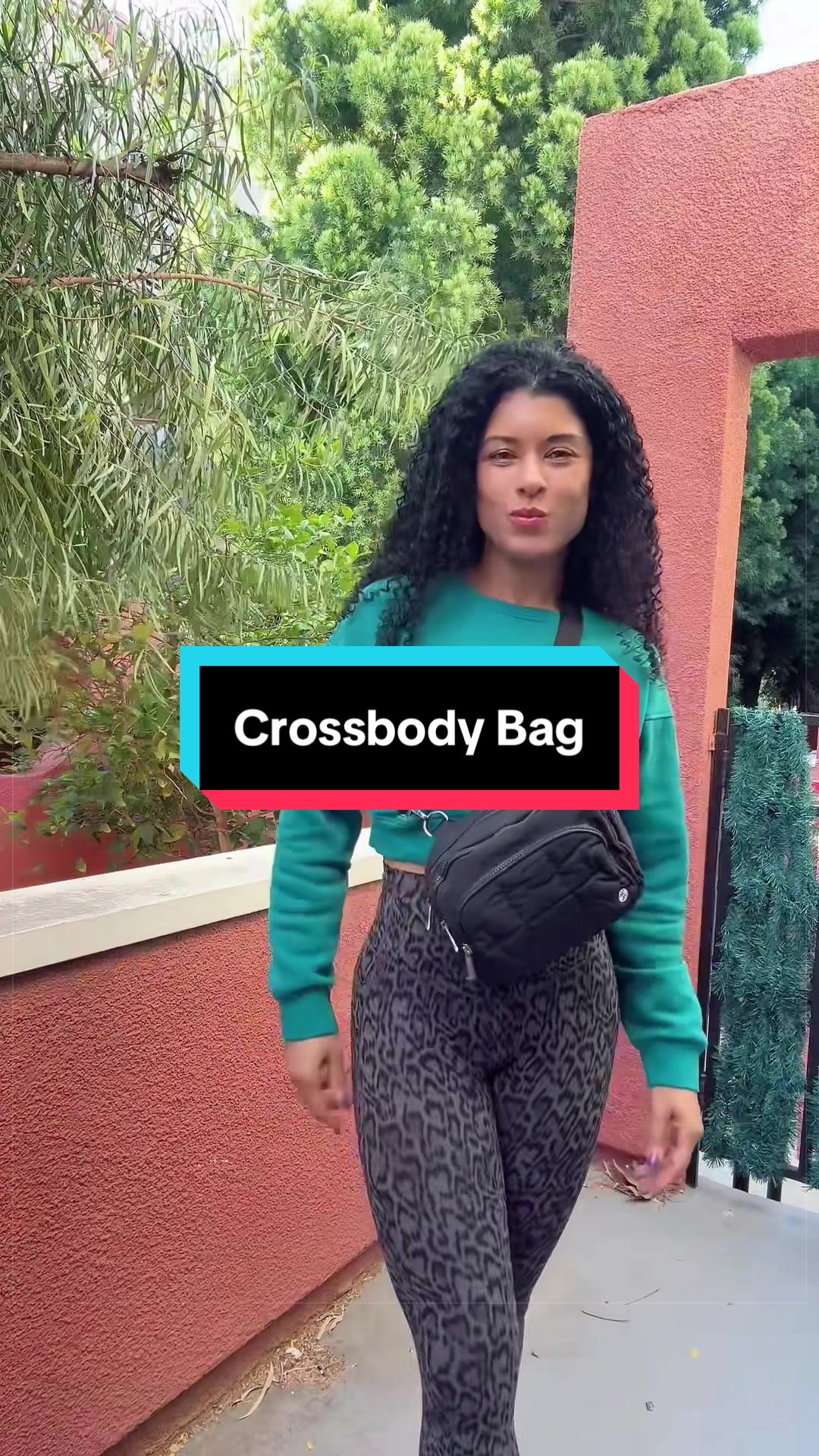 TikTok post by @shellyrio for Affiliasi Pikaru. Caption reads: I love a good crossbody bag that can be used in....
