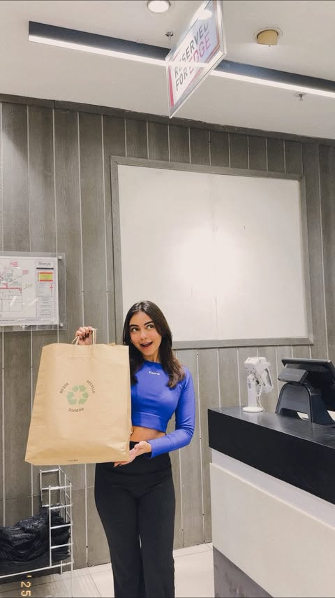 Instagram post by @kritikakalraa for Lifestyle Stores. Caption reads: BLACK FRIDAY at Lifestyle is LIVE and you’ve got....