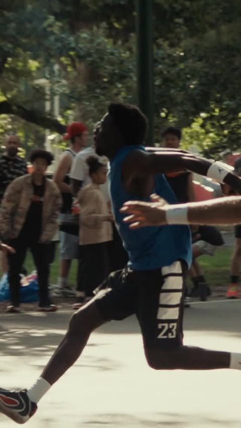 Instagram post by @summerjamau for Foot Locker. Caption reads: [...] Sat 31 Jan | 11am Presented by....