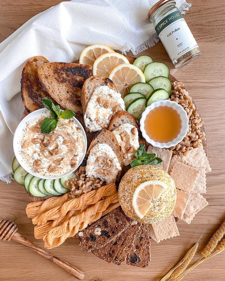 Instagram post by @cloverlycorner for The Spice House. Caption reads: have you ever tried Dill Pollen? if you love Dill,....