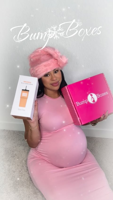Instagram post by @faithmoroness for Bump Boxes. Caption reads: Christmas came early for me!!! 😍🎄 @bumpboxes....