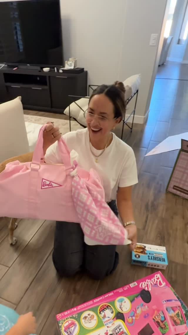 Instagram post by @yamimufdi for Kyte Baby. Caption reads: I’m unwell… thank you @barbie for not only sending....