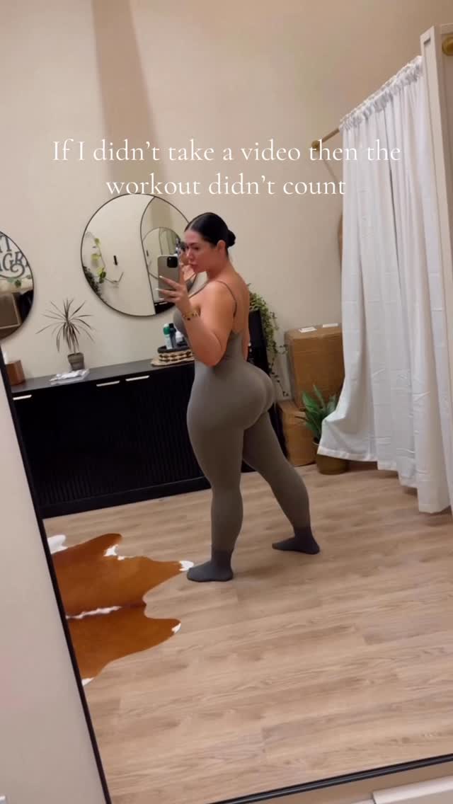 Instagram post by @sammyy02k for Aritzia. Caption reads: The @aritzia butter jumpsuit is my go to Lagree....