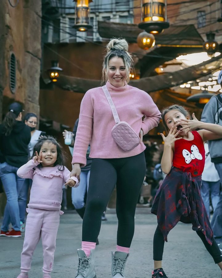 Instagram post by @lifeoflaura06 for The Prego Expo. Caption reads: [...] Read below!

I've partnered with....