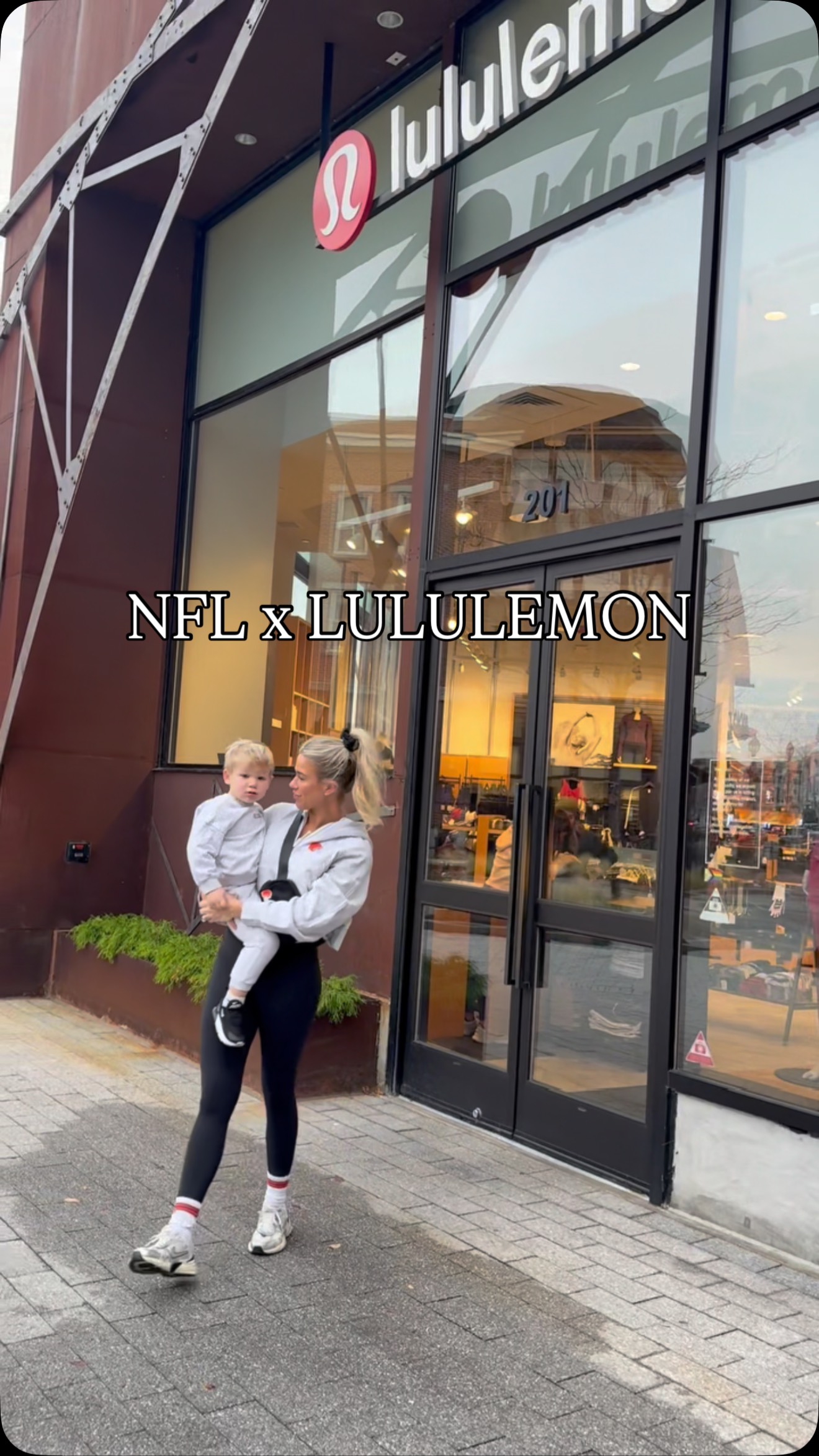 Instagram post by @carlywhitingteller for Fanatics. Caption reads: #ad Fanatics and Lululemon teamed up and created....