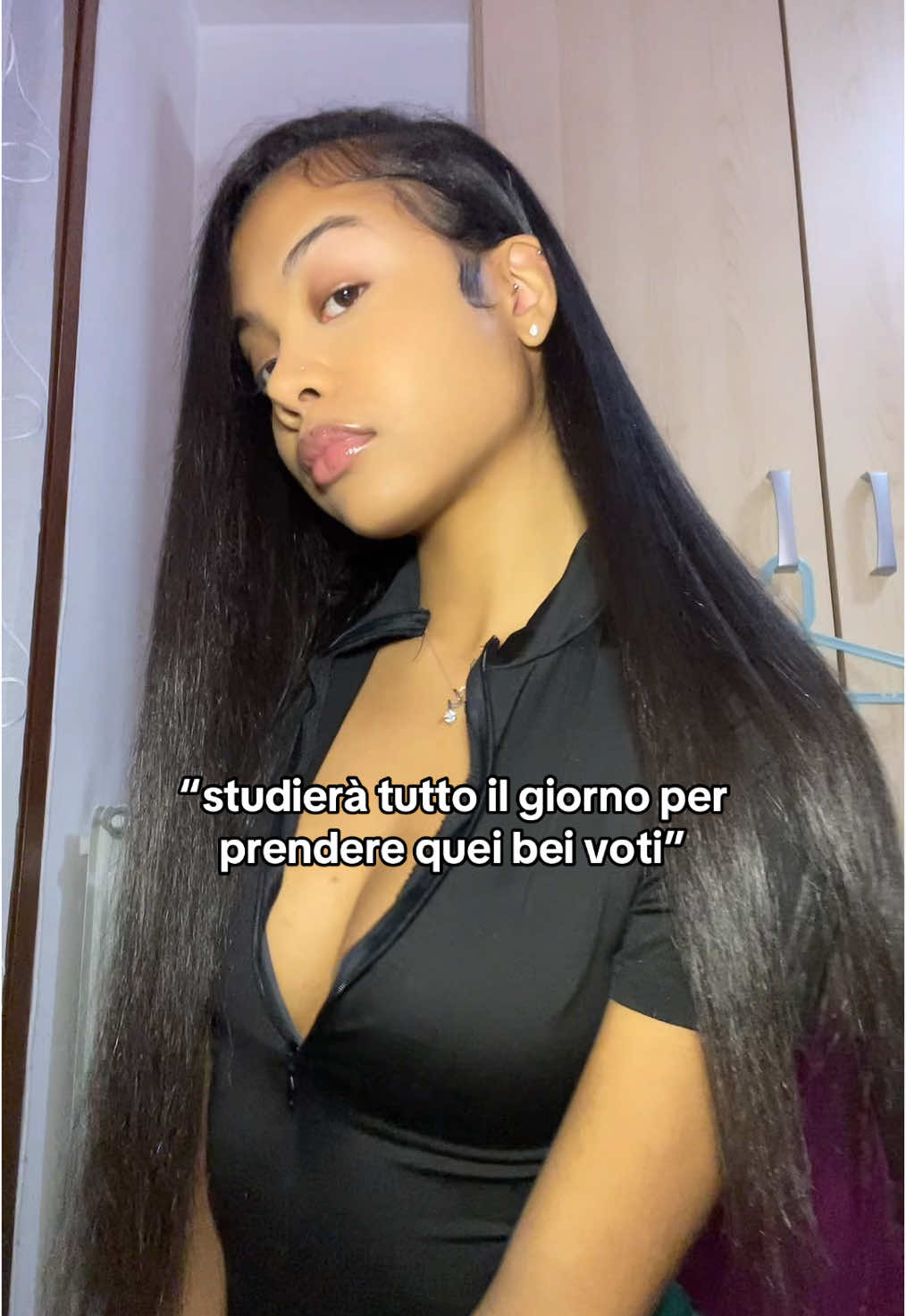 TikTok post by @emdbrat for Peech App. Caption reads: link in bio📚📚 @Peech App #perte #fyp #peechapp.