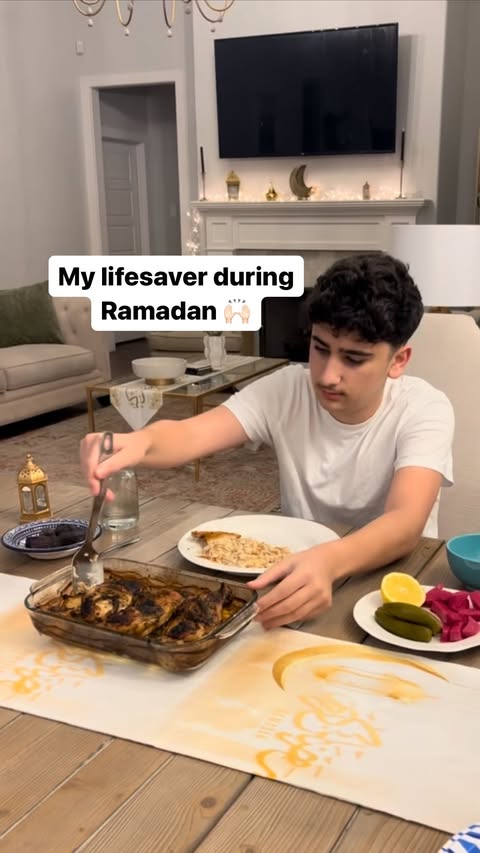 Instagram post by @thechefyaso for Shan Foods. Caption reads: @shanfoodsglobal has been a lifesaver during [...].
