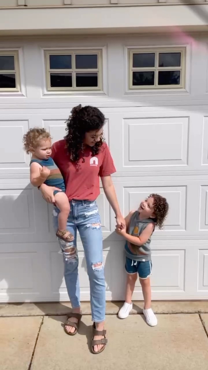 Instagram post by @alexi_adamson for The Bump. Caption reads: “The Bump has been one of my favorite apps for....