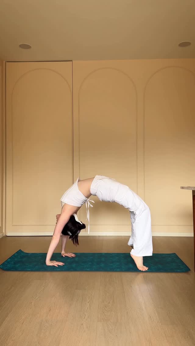 Instagram post by @aasthashah97 for Simple Skincare. Caption reads: Keeping life simple is my new....