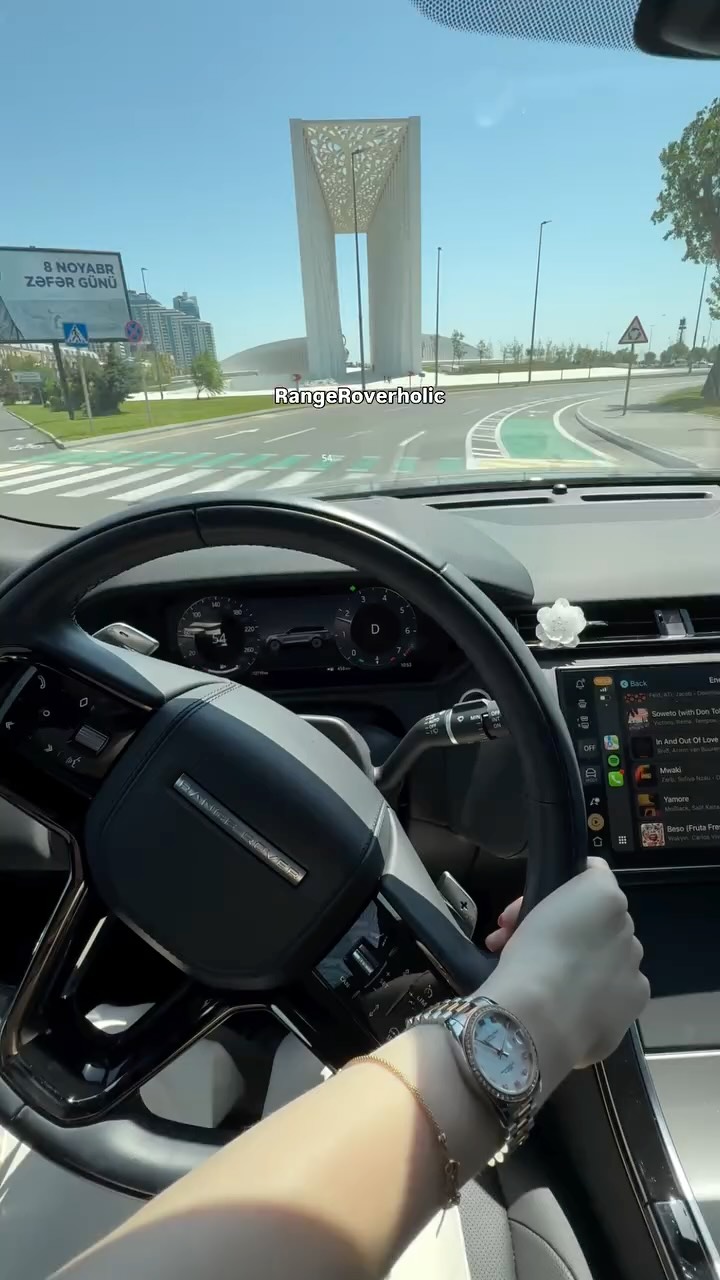 Instagram post by @nazreenslife for Land Rover. Caption reads: Obsessed with RR!❤️‍🔥 @rangerover 
#fyp #baku....