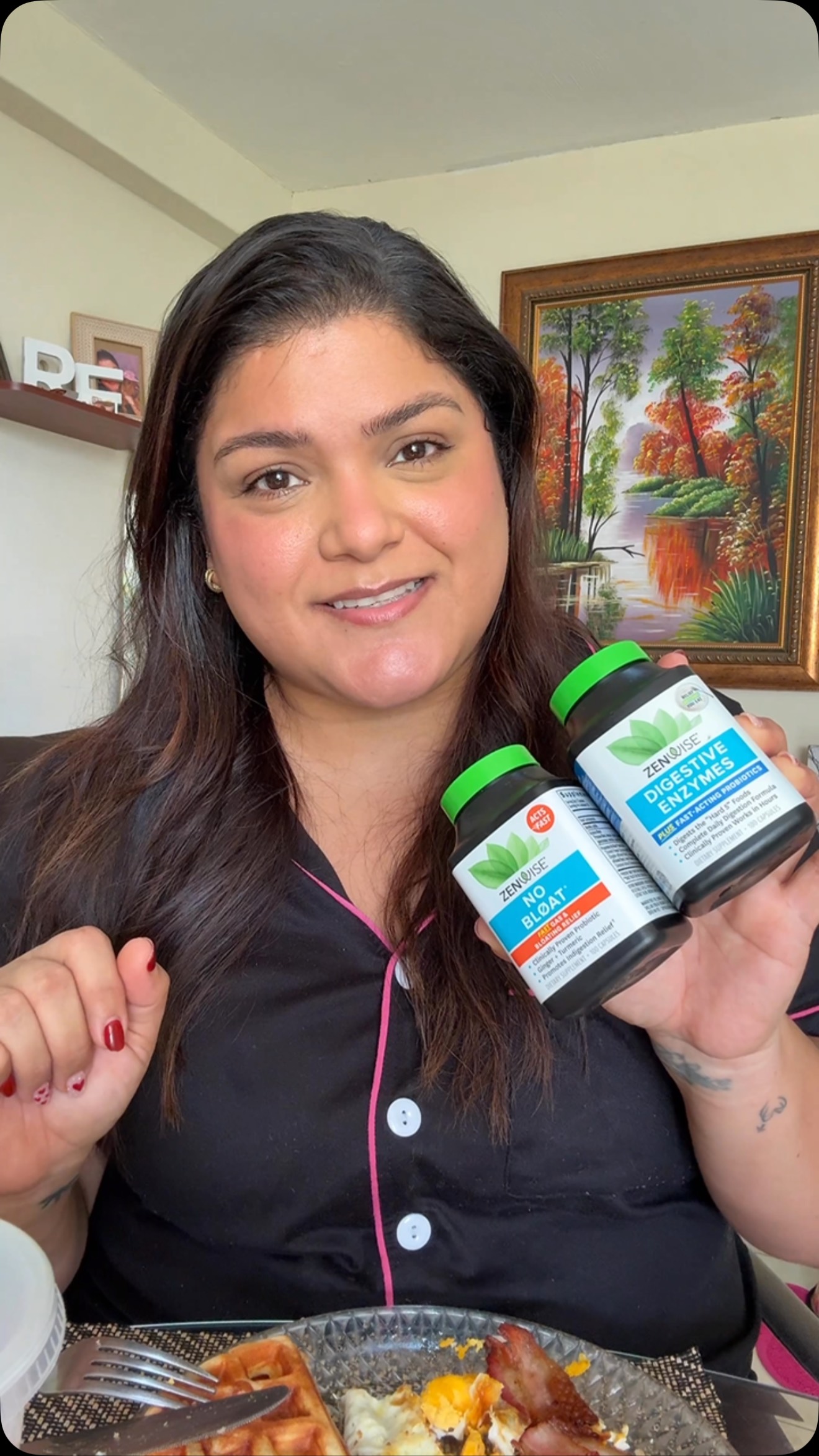 Instagram post by @evannamua for Zenwise. Caption reads: NO BLOAT VS ENZIMAS DIGESTIVAS @zenwisehealth....