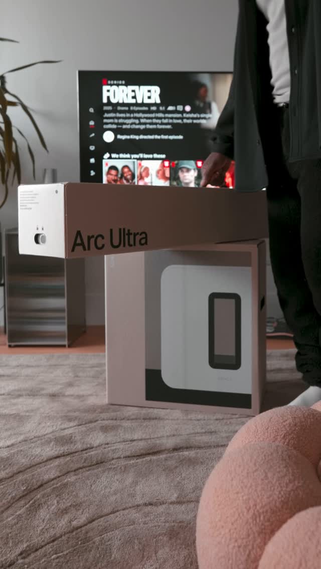 Instagram post by @e.noxz for Sonos. Caption reads: binge watching just got even more exciting with....