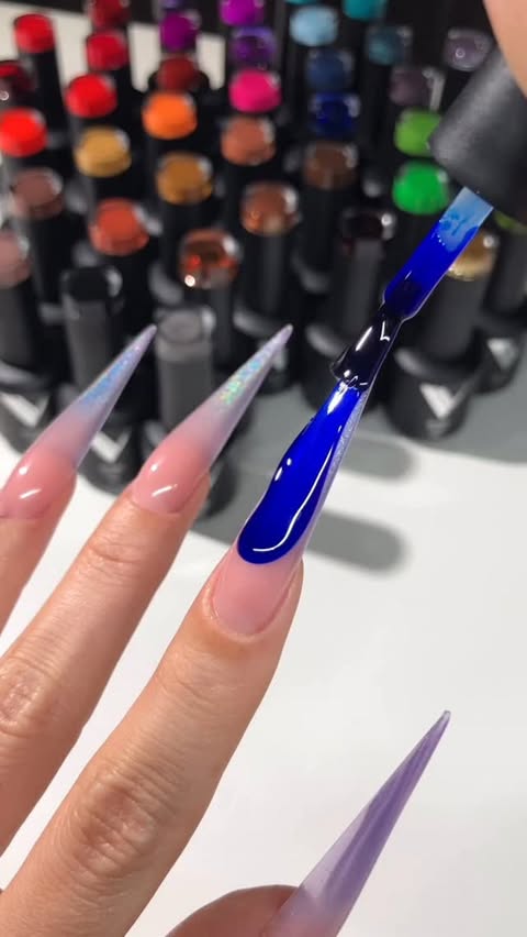 Instagram post by @noodle_yess for VBeautyPure. Caption reads: 50% off gel polish today online code: NOODLE10....