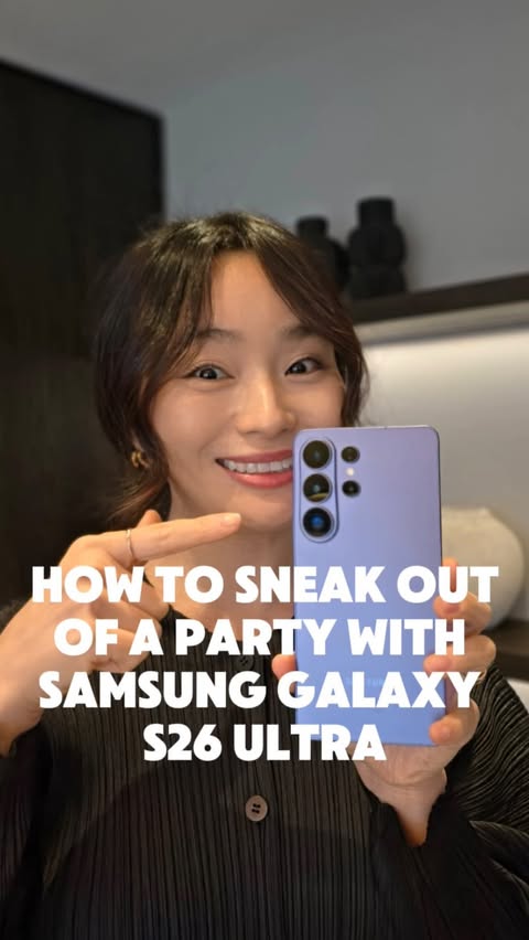 Instagram post by an influencer for Samsung UK. Caption reads: [...] #withgaxy @samsungmobile @samsunguk.