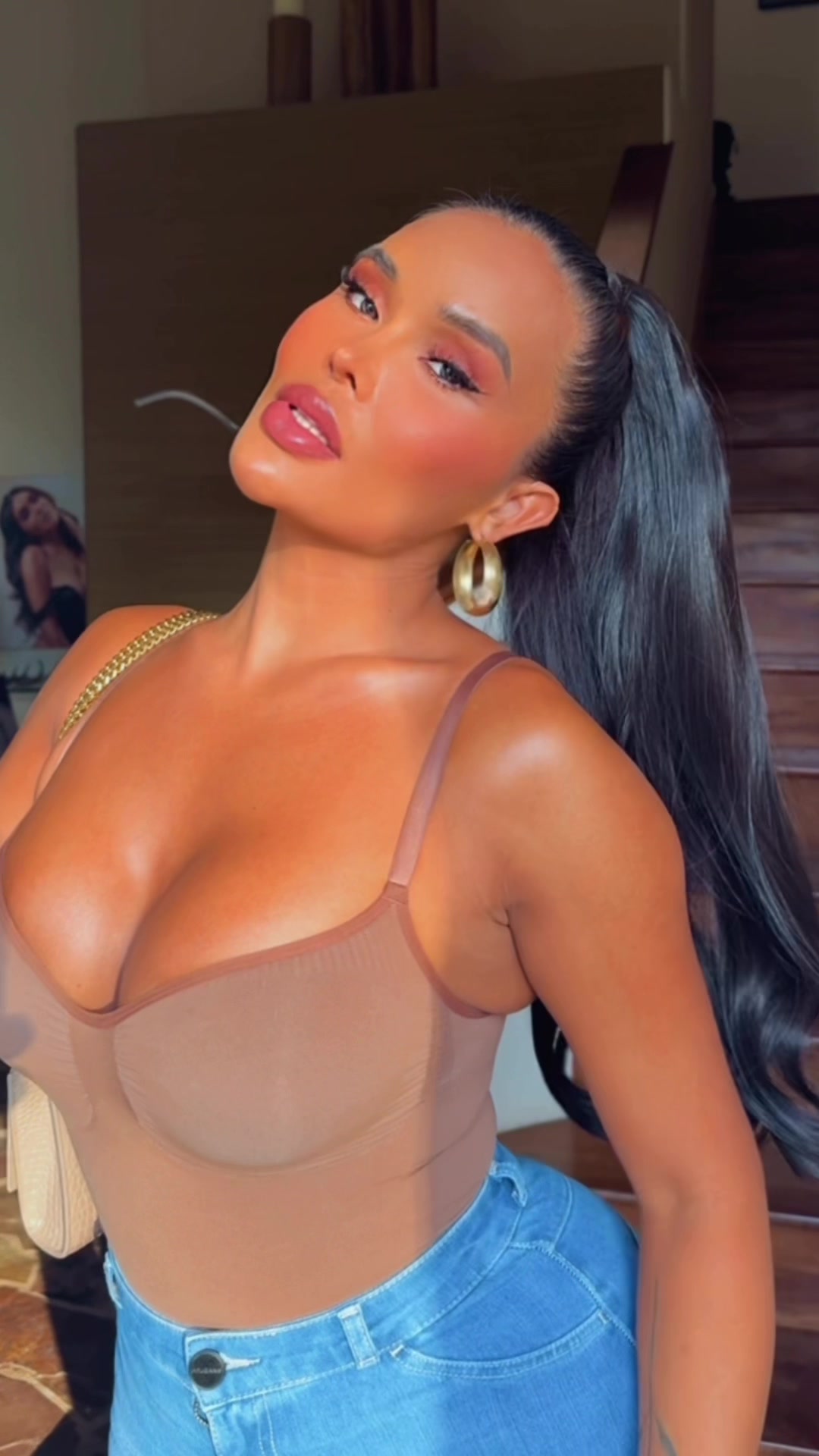 TikTok post by @tsdiana_360 for Insert Name Here. Caption reads: High pony @INH HAIR #creatorsearchinsights....