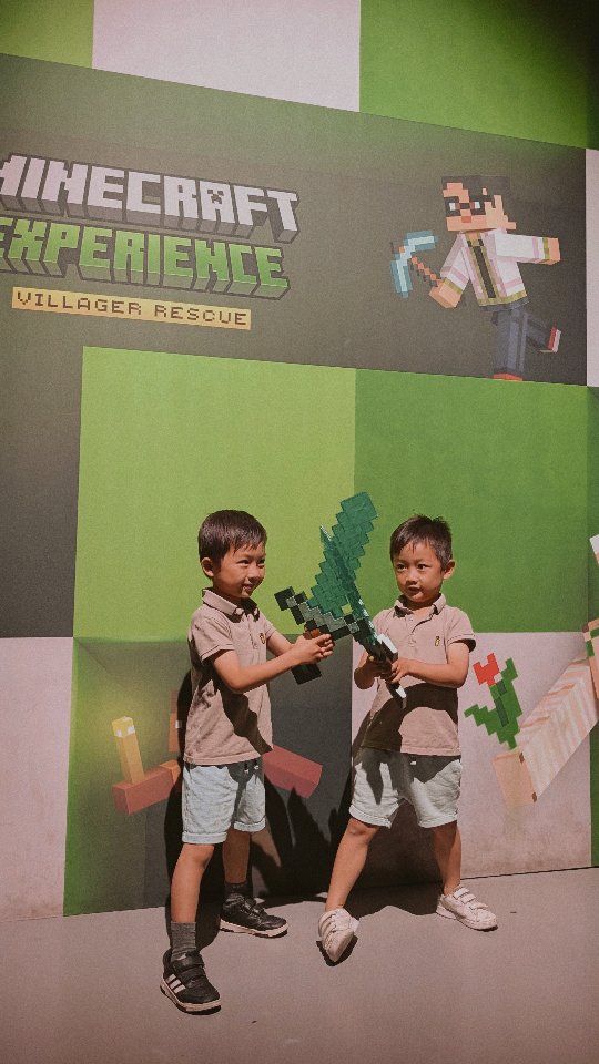 Instagram post by @chaus_adventure for VISIT LONDON. Caption reads: ⛏️ I've had a lot of message about the....