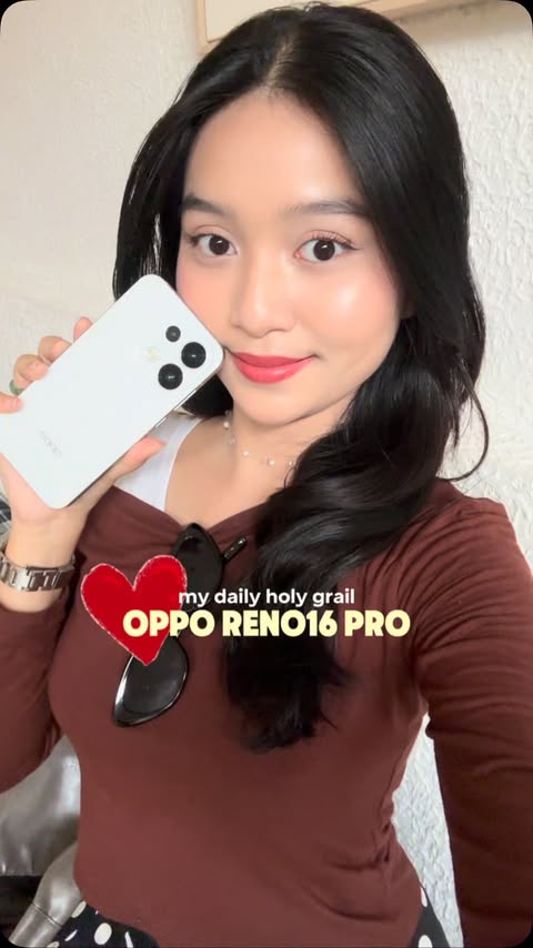 Instagram post by @keykapoetry for OPPO Indonesia. Caption reads: Romanticizing my cafe moments with OPPO Reno16 Pro....