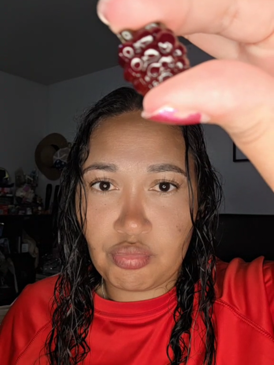 TikTok post by @bee_explores for Happy Global Choice. Caption reads: [...] #peelablegummy #candy #gummycandy @HAPPY....
