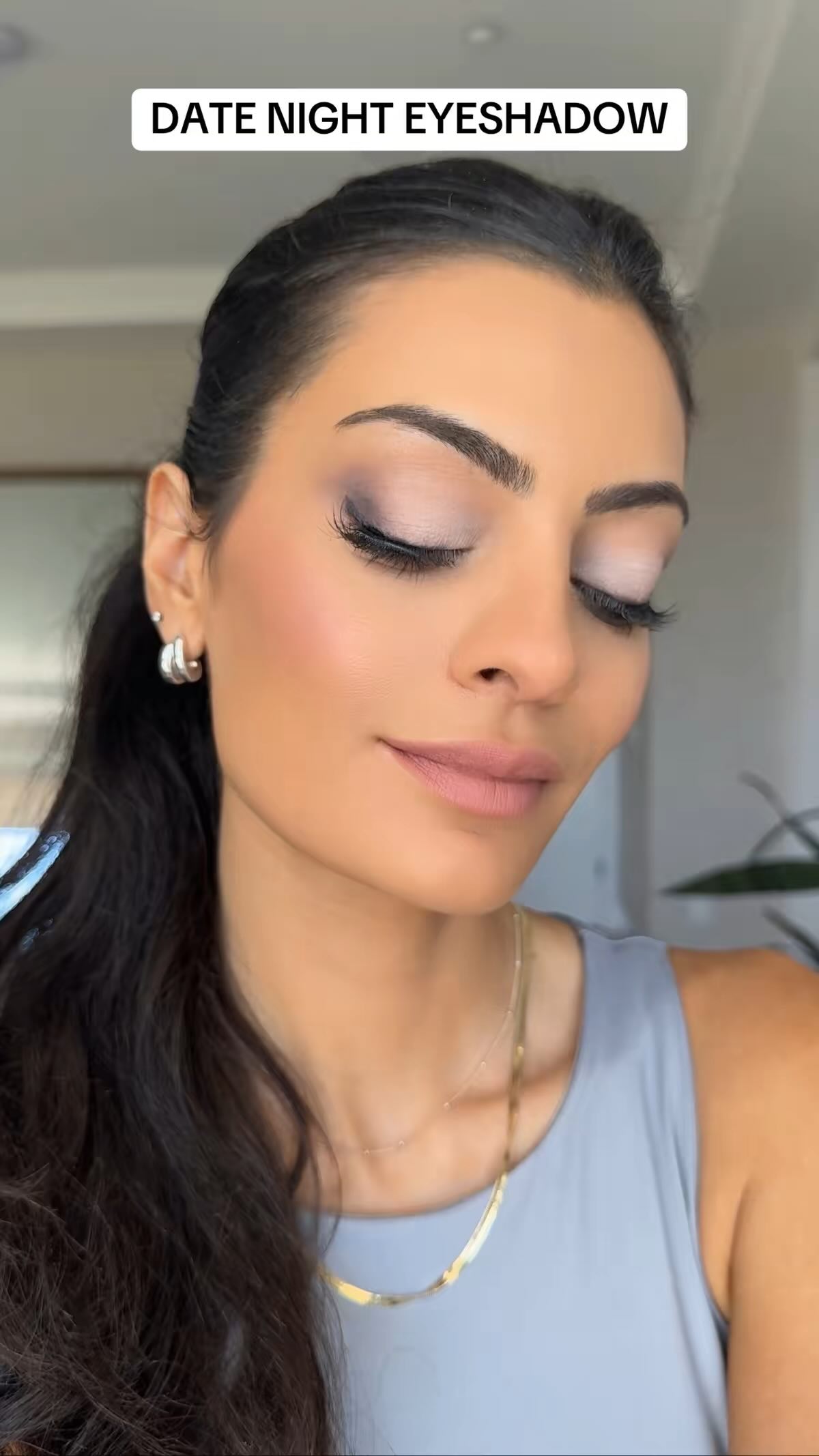 Instagram post by @readysetglamourr for Wander Beauty. Caption reads: Comment “LINK” and I’ll DM you a link to all the....