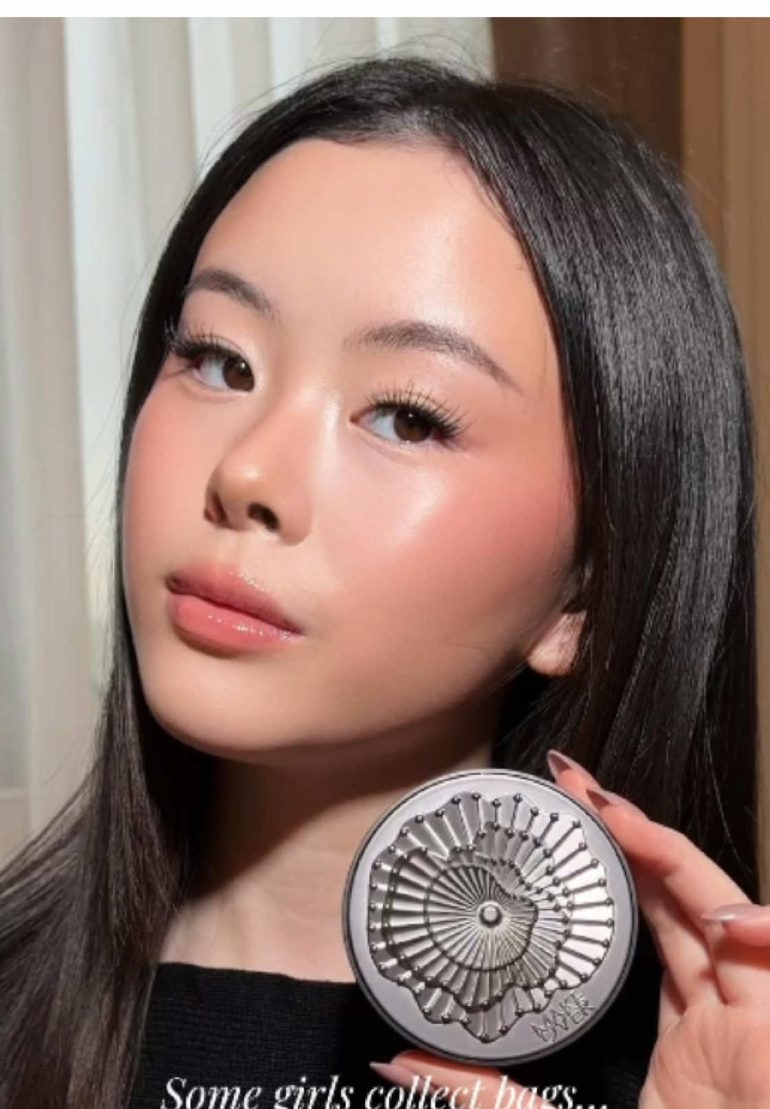 TikTok post by @clariceecutie for Make Over. Caption reads: [...] dengan design terkeren sihh 🥰🥰 #makeoverid....