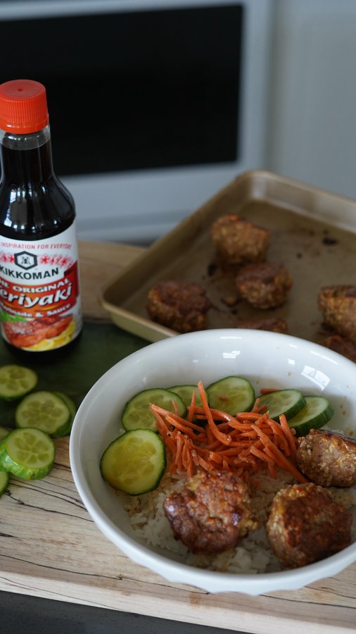 Instagram post by @chloetrca for Kikkoman USA. Caption reads: #ad Teriyaki Turkey Meatball Rice Bowl, made with....