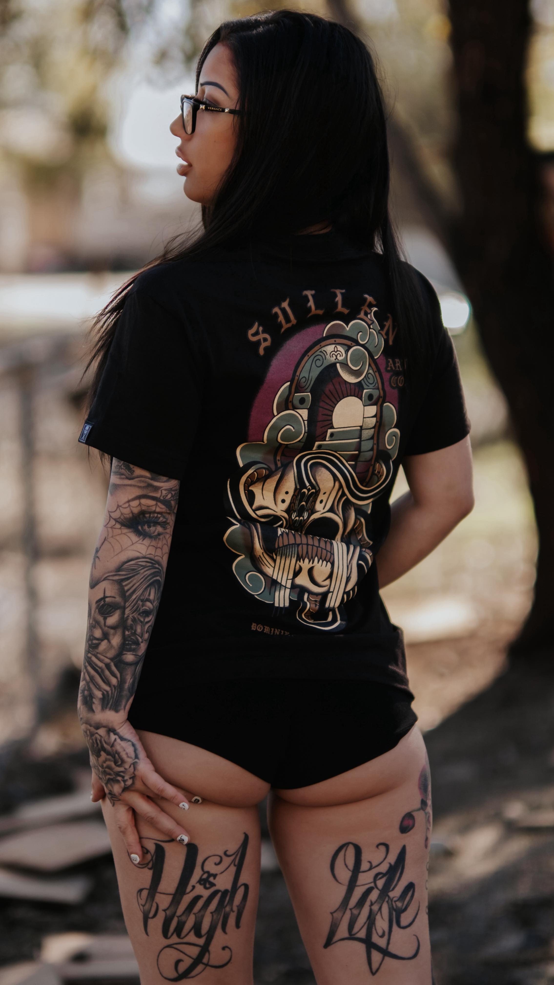 Instagram post by @danielatatiana for Removery. Caption reads: GRWM: Erasing ink, not memories 💭✨ #TattooRemoval....