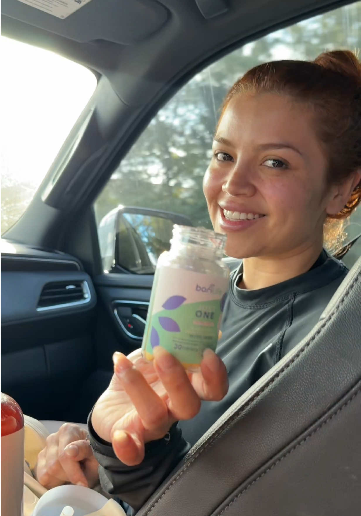 TikTok post by @verushkaolmedol for Bari Life. Caption reads: #barilife @Bari Life® #cirugiabariatrica [...].