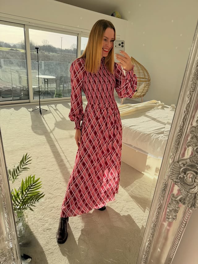 Instagram post by @fashionfunlynds for Blue Vanilla. Caption reads: Kicking off 2026 in @ro_and_zo dress and....