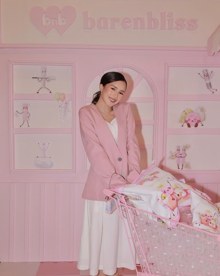 Instagram post by @bebytsabina for Barenbliss. Caption reads: Iftar soiree with @barenbliss_id kemarin🍢🩷....