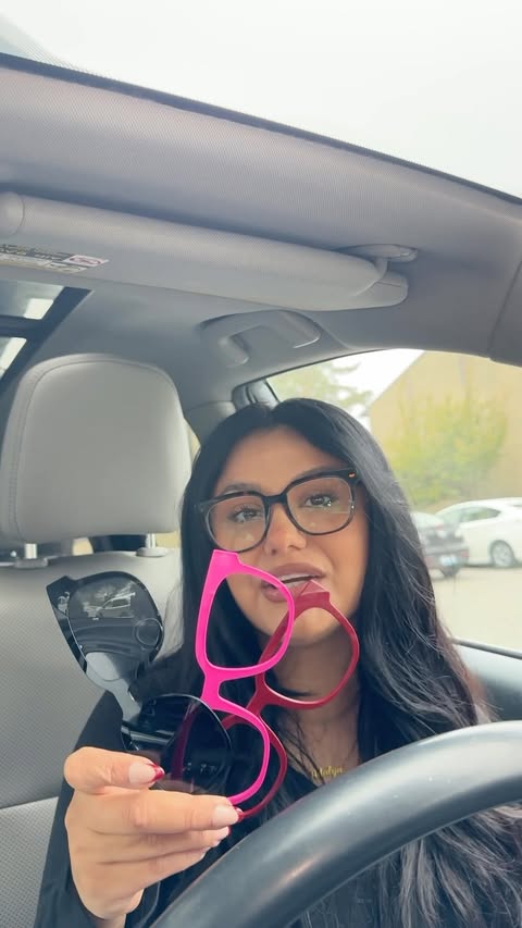 Instagram post by @nabydreams_ for Pair Eyewear. Caption reads: [...] Obsessed with my Murphy frames from....