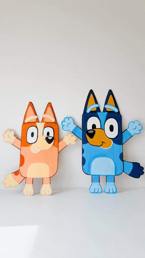 Instagram post by @liddierowl for Bluey. Caption reads: AD ✨💙 CARDBOARD BLUEY 💙✨ • From a cardboard box....