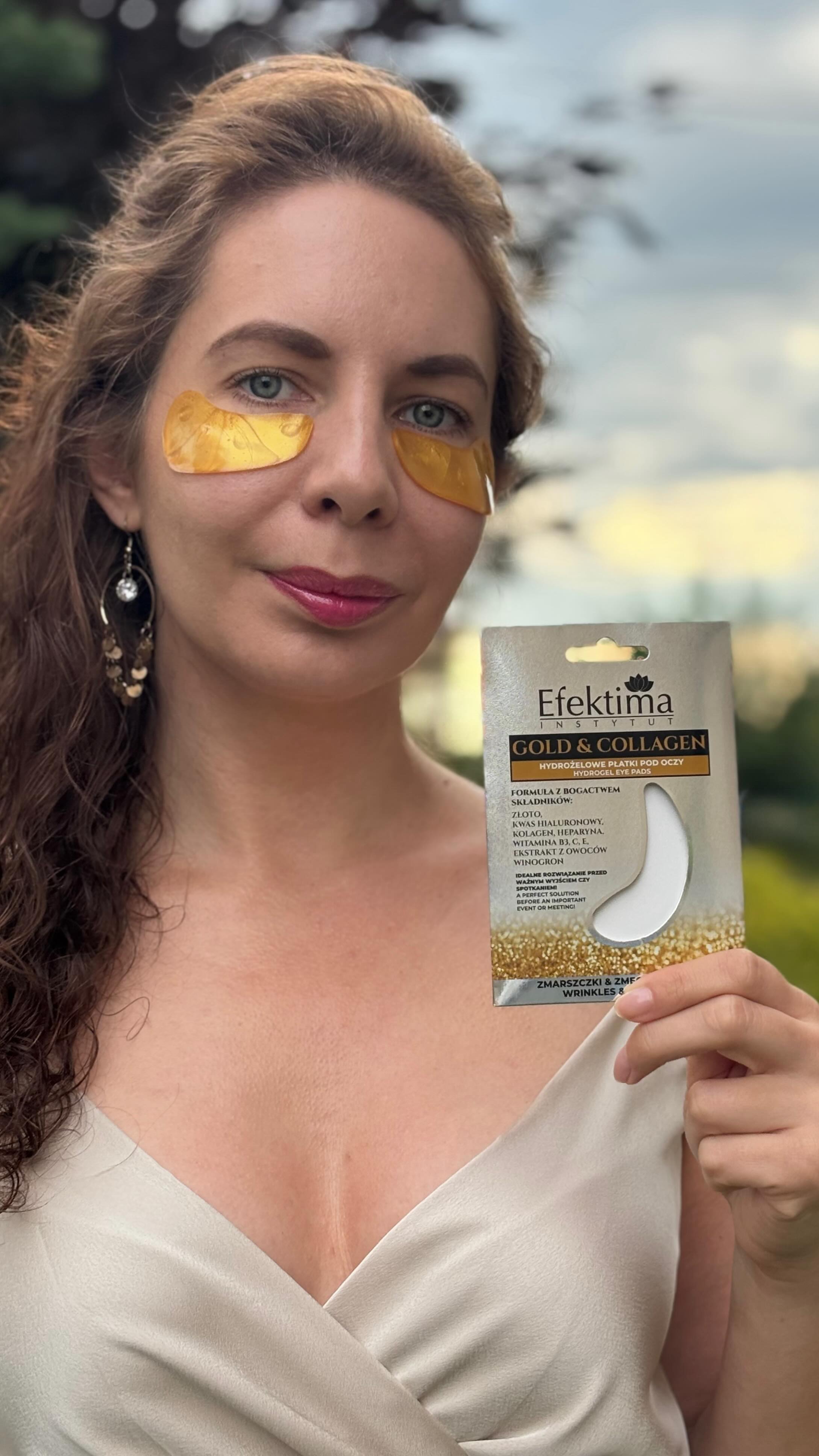 Instagram post by @monikaloczi for ROSSMANN. Caption reads: ✨ Z produktami  @efektima moja pielęgnacja nabrała....